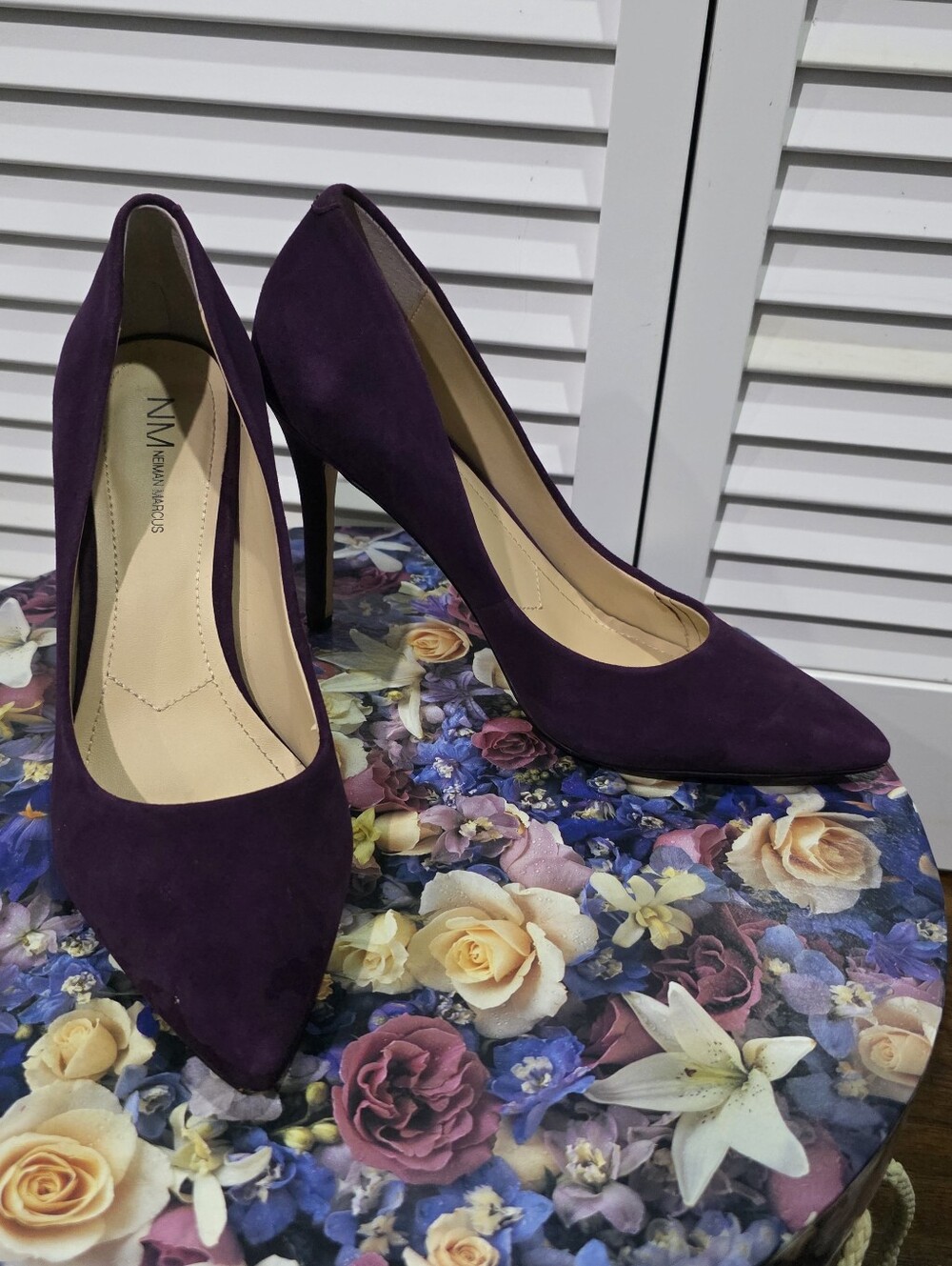 Neiman Marcus Jewel Tone Purple Pumps | Pointed Toe Heels 8.5